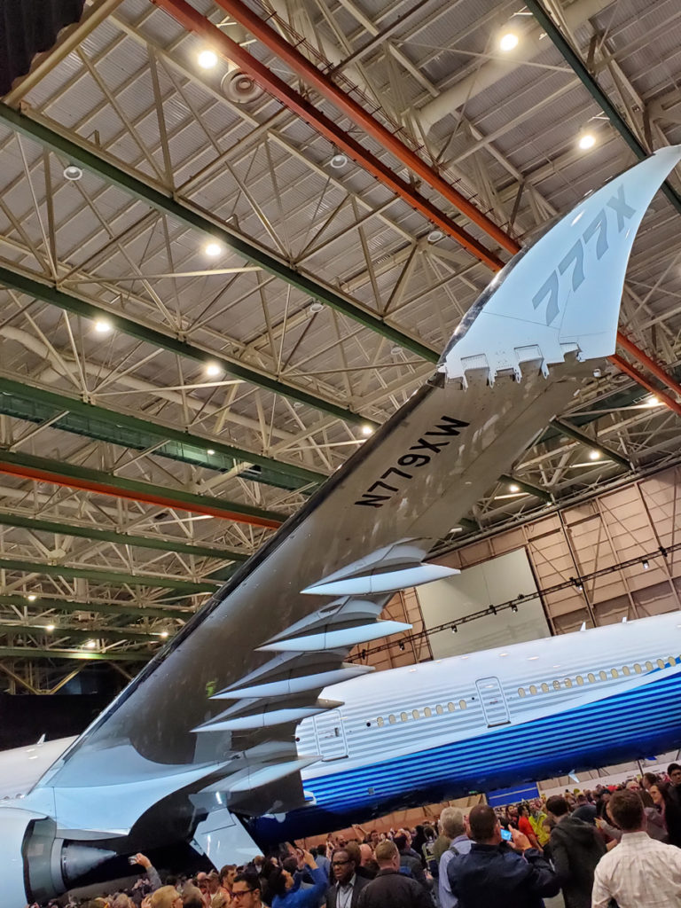 Boeing Apresenta Novo 777X Em Cerimônia Fechada Para Funcionários ...