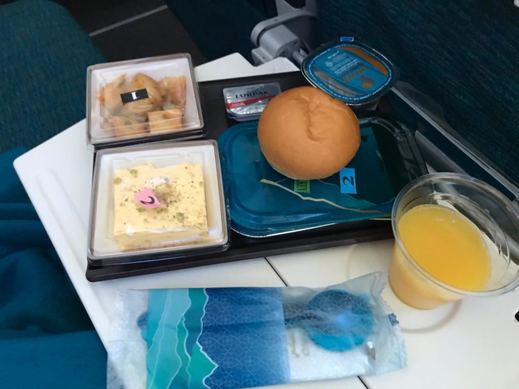 Makanan Oman Air economy class