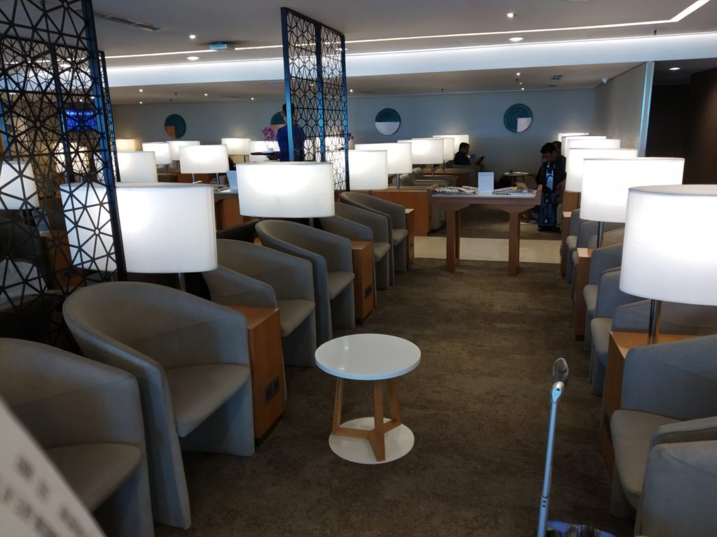 Lounge Review: Garuda Indonesia Executive Lounge Terminal 3 Domestik ...