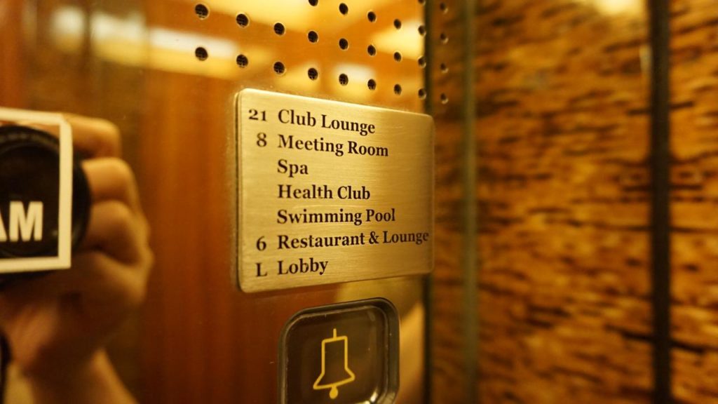 Review The Ritz-Carlton Jakarta Pacific Place PinterPoin