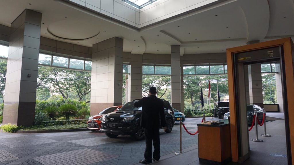 Review The Ritz-Carlton Jakarta Pacific Place PinterPoin