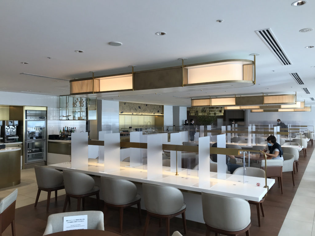 Review Japan Airlines First Class Lounge Tokyo Narita | PinterPoin