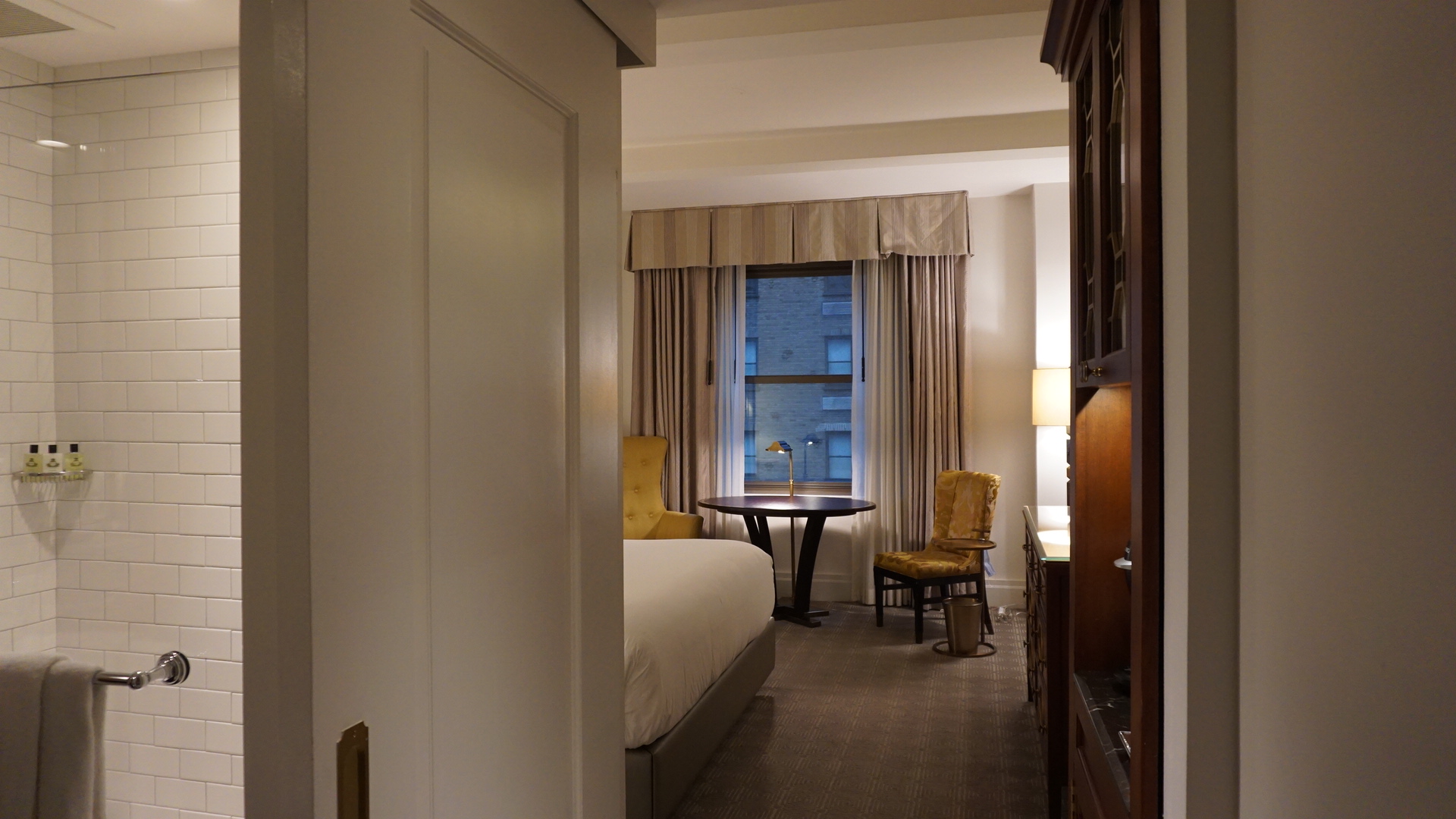 Hotel Review: InterContinental New York Barclay | PinterPoin
