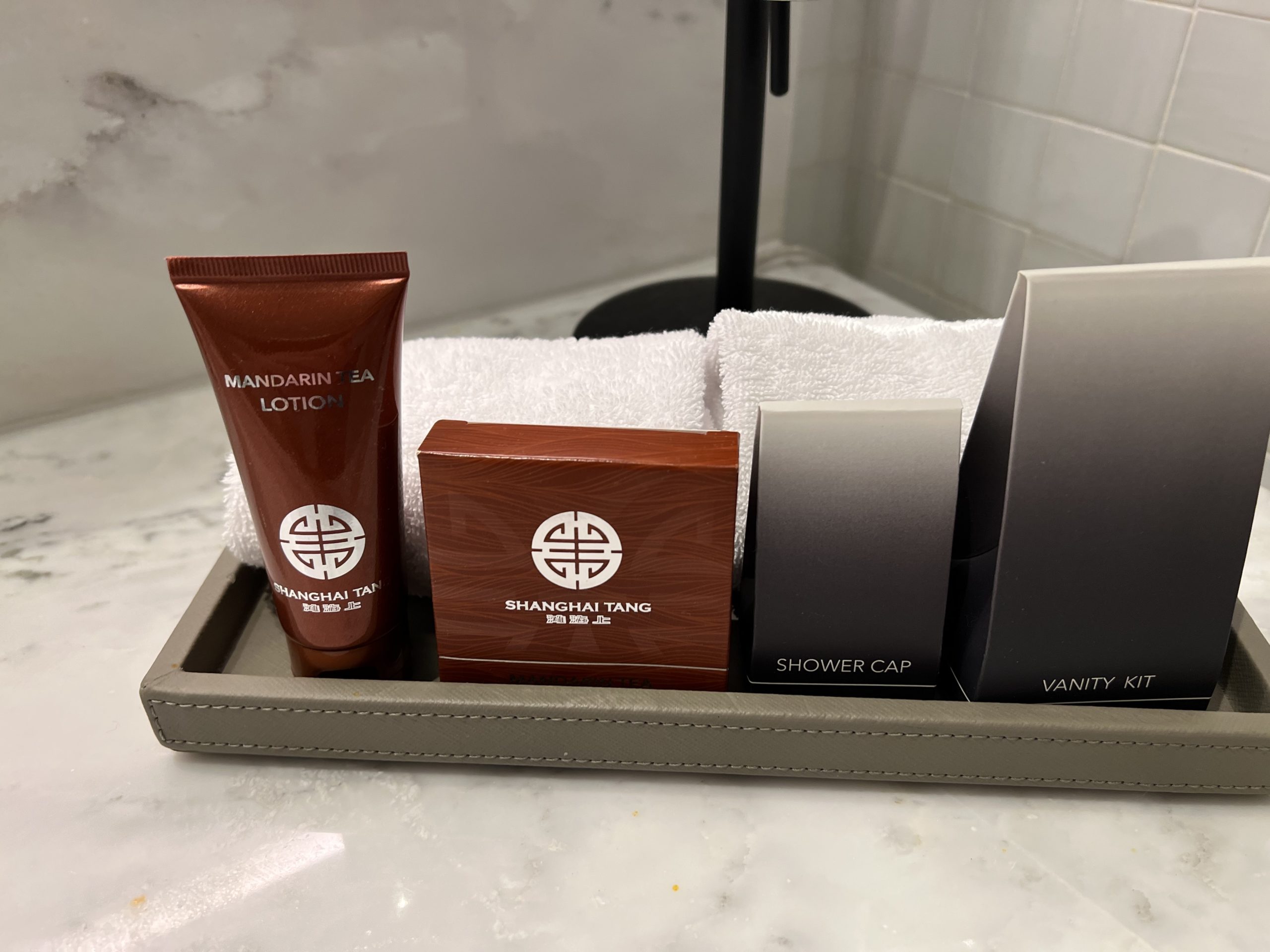Hotel Review: Conrad New York Midtown Hilton Honors | PinterPoin