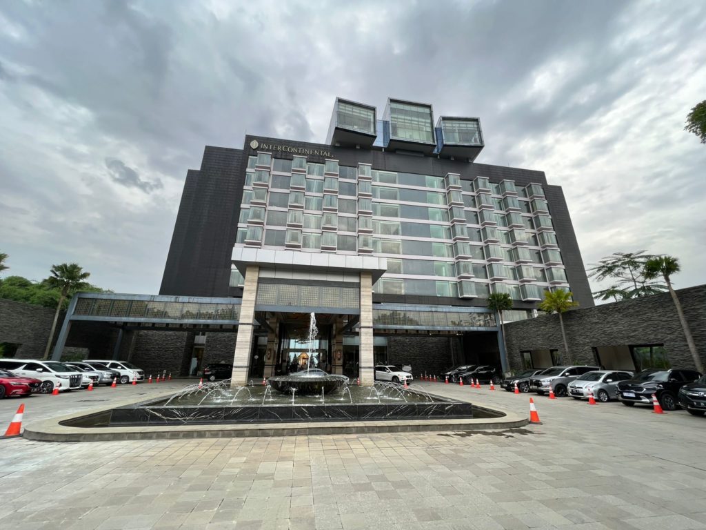 Hotel Review: InterContinental Bandung Dago Pakar