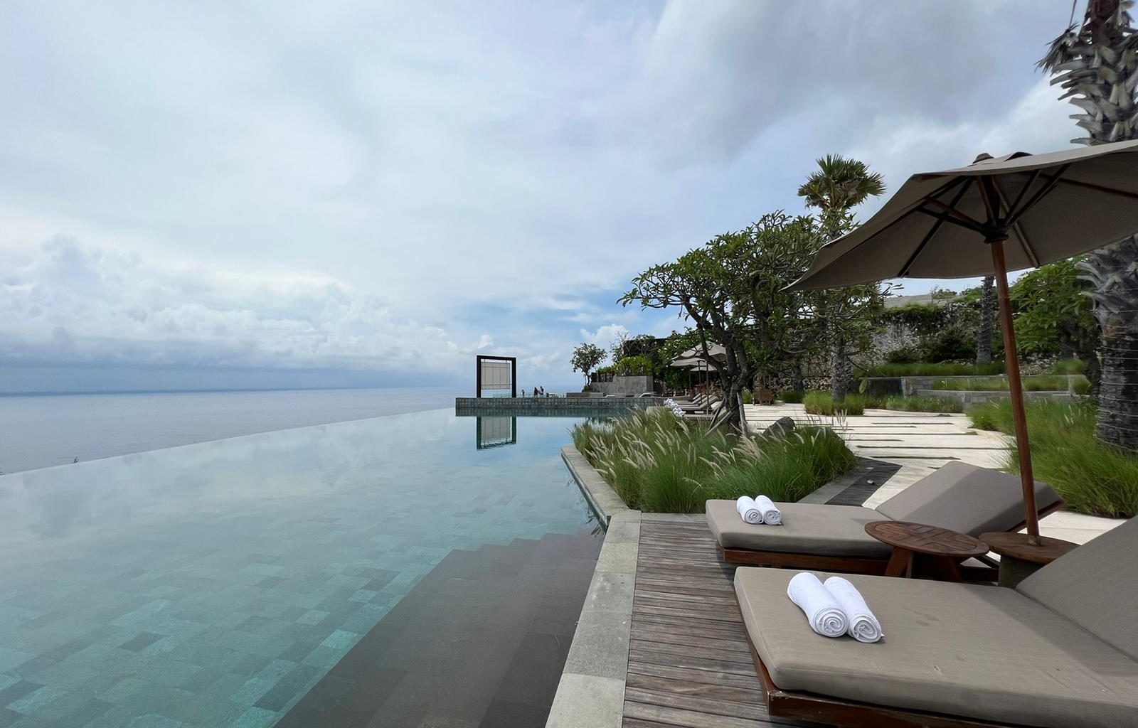 Hotel Review: Six Senses Uluwatu Bali | PinterPoin
